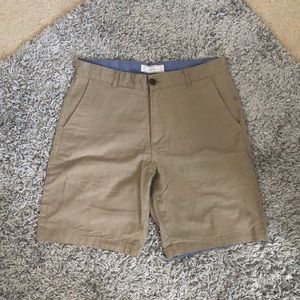 FiveFour khaki flat front shorts. NWOT, worn twice